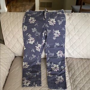 BR Crop Pants